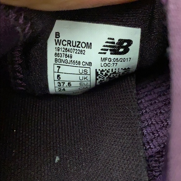 New balance sneakers size 7 women’s - Picture 5 of 7